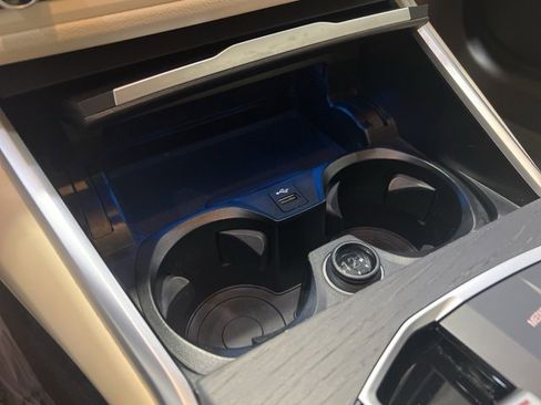 Used 2023 BMW 330i xDrive 330i xDrive w/ Driving Assistance Package image 28