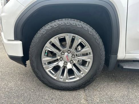 Used 2023 GMC Sierra 1500 Denali w/ Technology Package image 10