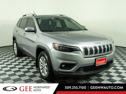 Used 2019 Jeep Cherokee Latitude w/ Cold Weather Group