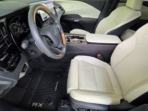 Used 2025 Lexus RX 350 AWD w/ Convenience Package image 6