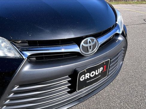 Used 2016 Toyota Camry LE FWD image 31