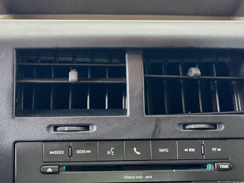 Used 2011 Jeep Liberty Sport w/ Popular Equipment Group AWD/4WD image 17