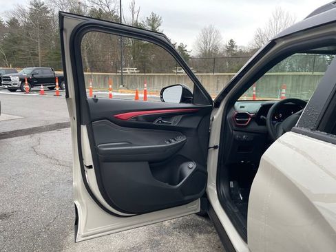 New 2026 Chevrolet TrailBlazer RS w/ Convenience Package image 23