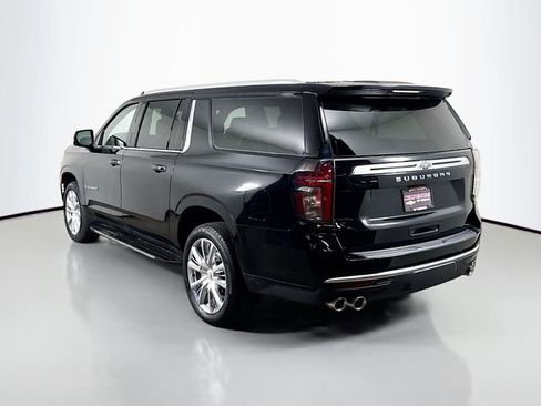 Used 2024 Chevrolet Suburban High Country image 8
