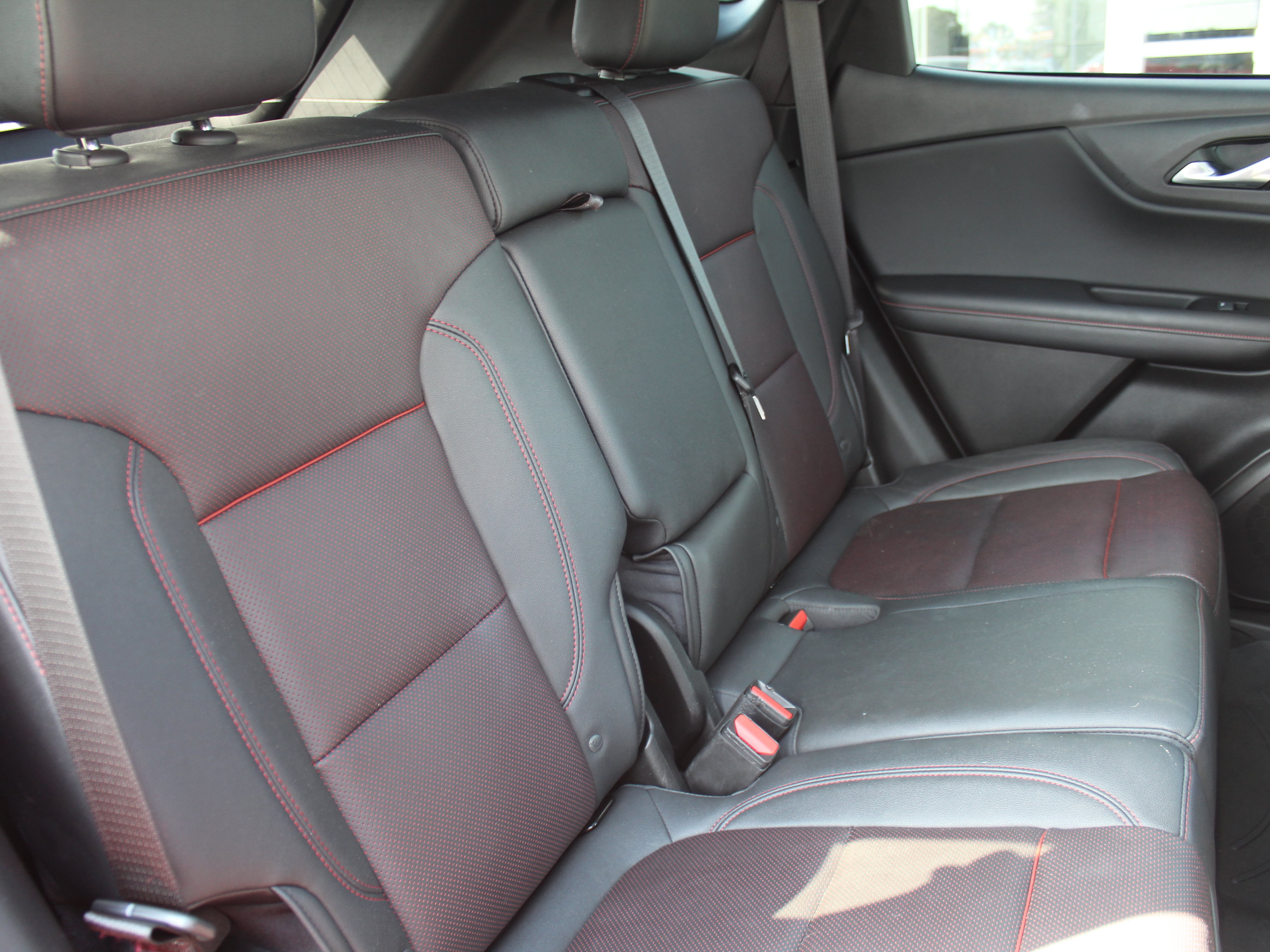 Used 2022 Chevrolet Blazer RS AWD/4WD image 28
