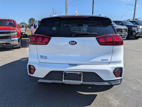Used 2020 Kia Niro LXS image 4