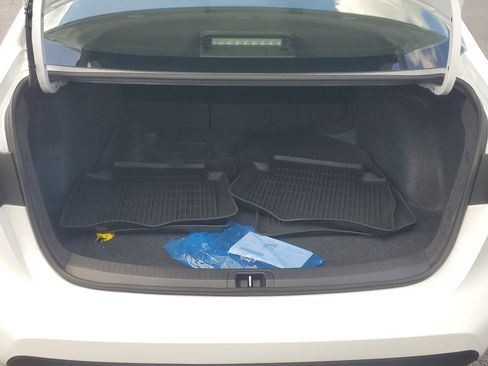 Certified 2025 Toyota Corolla LE FWD image 9