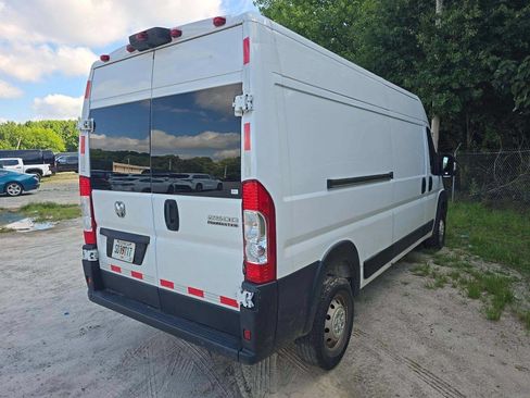 Used 2023 RAM ProMaster 2500 FWD image 2