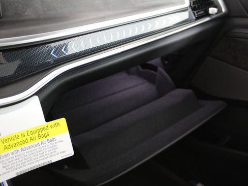 New 2026 BMW X5 xDrive50e w/ M Sport Package image 26