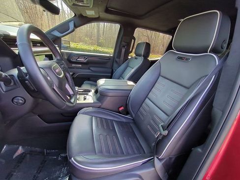 Used 2024 GMC Sierra 1500 AT4X image 22