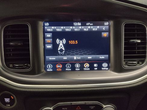 Used 2019 Dodge Charger SXT AWD/4WD image 25
