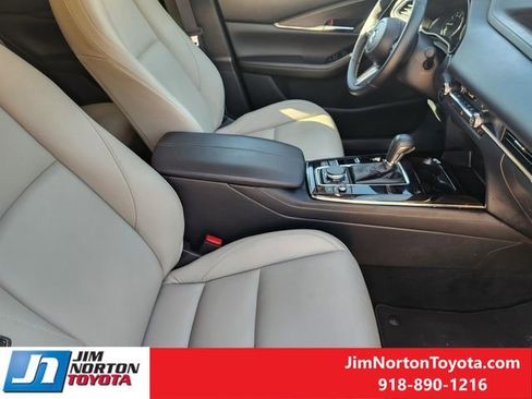 Used 2025 MAZDA CX-30 AWD 2.5 S w/ Preferred Package image 14