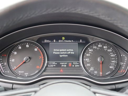 Used 2021 Audi A4 2.0T Premium w/ Convenience Package image 29