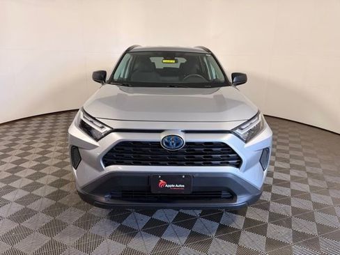 Used 2024 Toyota RAV4 LE AWD/4WD image 4