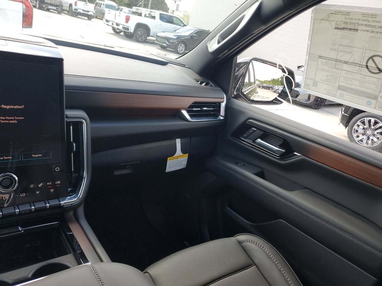 New 2026 GMC Yukon Denali RWD image 15