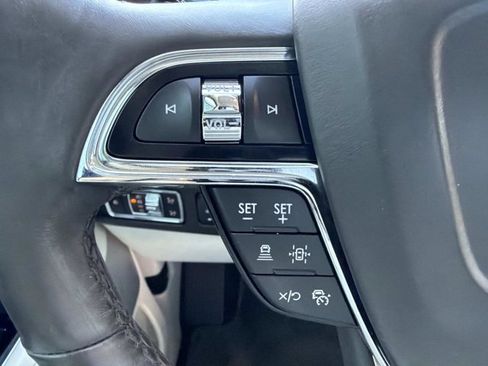 Certified 2023 Lincoln Navigator Black Label AWD/4WD image 30