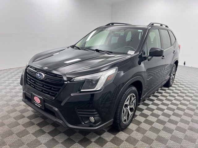 Used 2023 Subaru Forester Premium AWD/4WD image 2