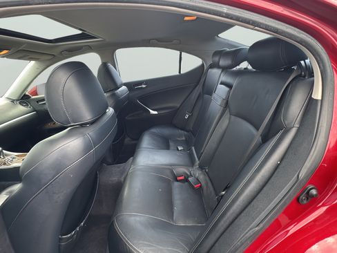Used 2013 Lexus IS 250 w/ Premium Pkg Value Edition RWD image 33