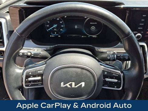 Used 2023 Kia Sorento SX AWD/4WD image 4