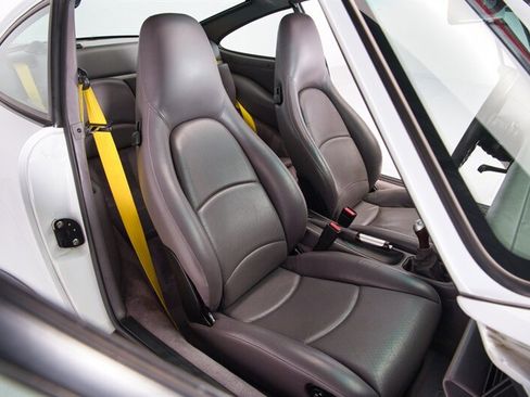 Used 1997 Porsche 911 Carrera image 32