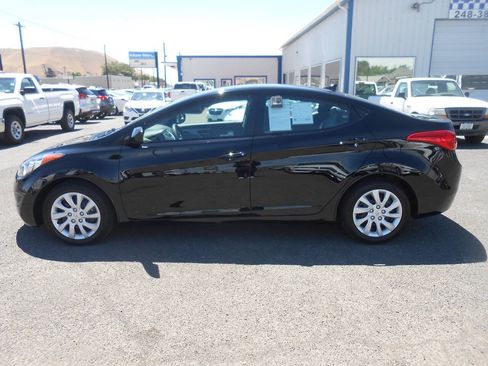 Used 2012 Hyundai Elantra GLS FWD image 6