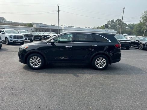 Used 2019 Kia Sorento L FWD image 14