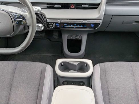 Certified 2024 Hyundai Ioniq 5 SEL RWD image 20