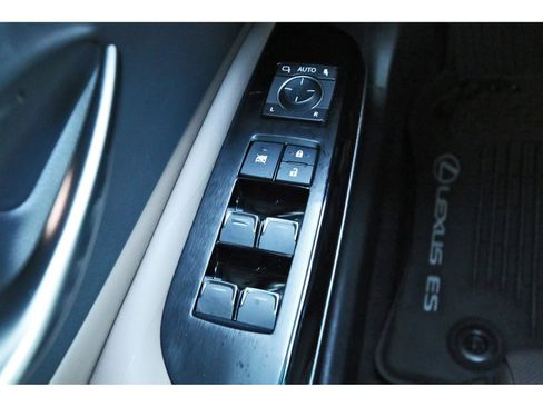 Used 2022 Lexus ES 350 Ultra Luxury image 22