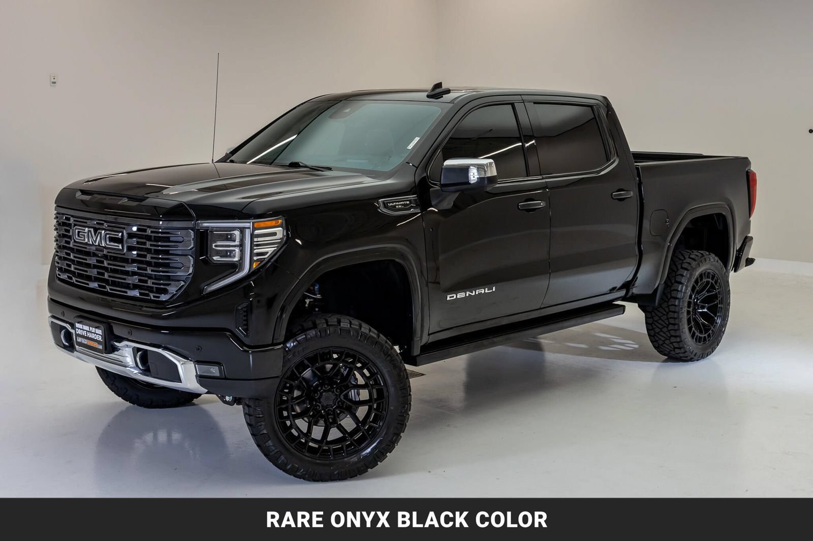 Used 2026 GMC Sierra 1500 Denali Ultimate AWD/4WD image 5
