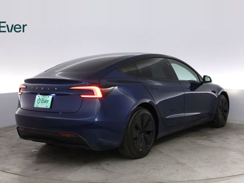 Used 2025 Tesla Model 3 Long Range image 3