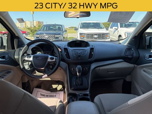 Used 2016 Ford Escape SE FWD image 14
