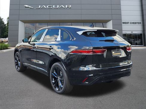 New 2026 Jaguar F-PACE R-Dynamic S image 3