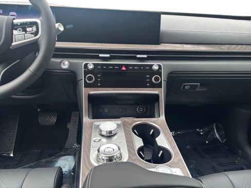 New 2026 Genesis GV80 2.5T Prestige AWD/4WD image 11