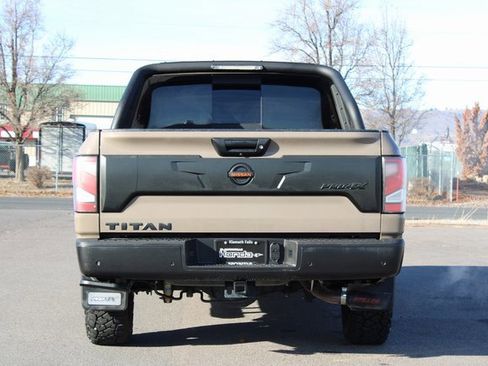 Used 2021 Nissan Titan PRO-4X w/ Pro-4x Convenience Package image 5