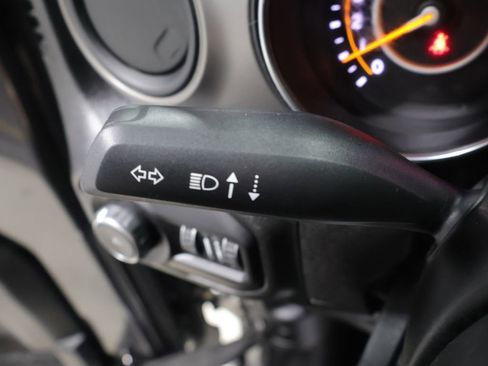 Certified 2022 Jeep Wrangler Sport AWD/4WD image 35