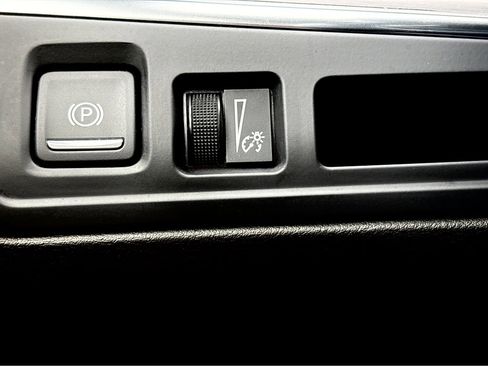 Used 2021 Cadillac XT5 Luxury image 22