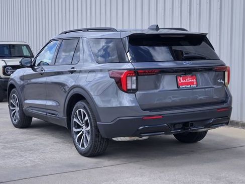 New 2026 Ford Explorer ST-Line RWD image 5