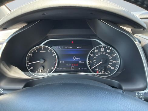 Used 2023 Nissan Murano SV AWD/4WD image 12