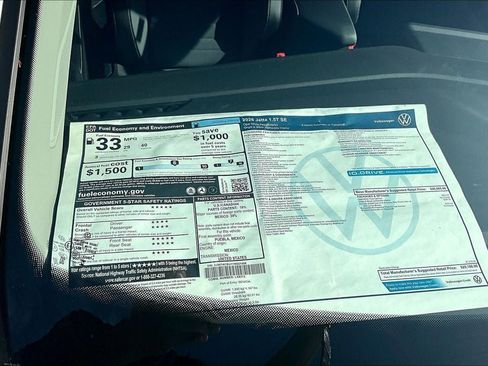 New 2026 Volkswagen Jetta SE FWD image 32