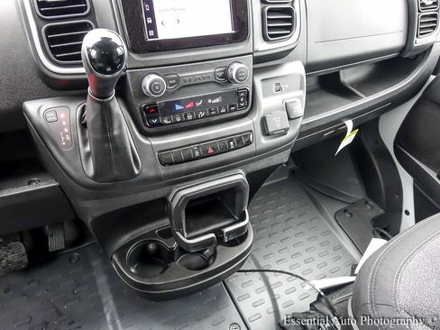 Used 2024 RAM ProMaster 2500 w/ Quick Order Package 22G SLT image 17