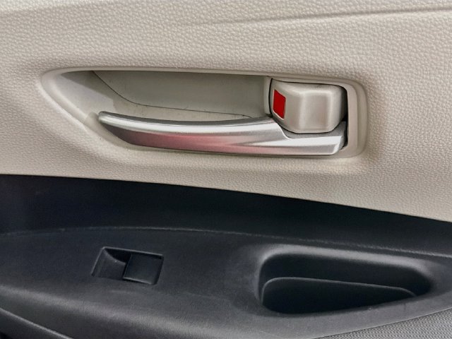 Used 2020 Toyota Corolla LE FWD image 27