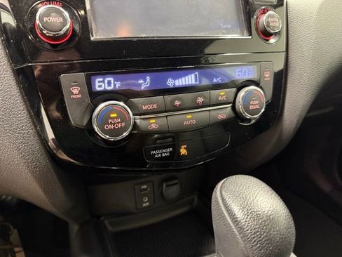 Used 2016 Nissan Rogue SL w/ SL Premium Package AWD/4WD image 20
