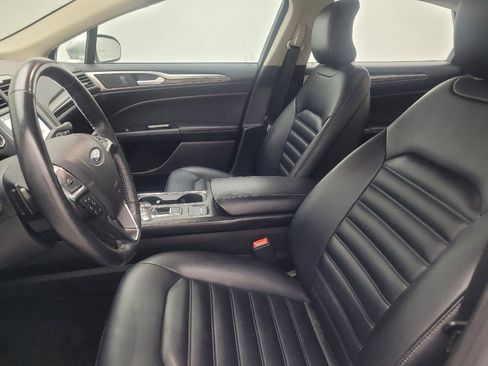 Used 2019 Ford Fusion SEL FWD image 17