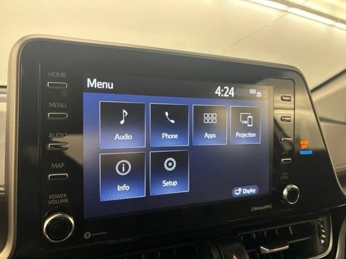 Used 2020 Toyota C-HR Limited FWD image 22