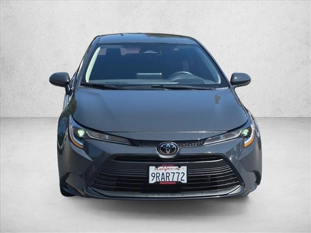 Used 2024 Toyota Corolla LE FWD image 2