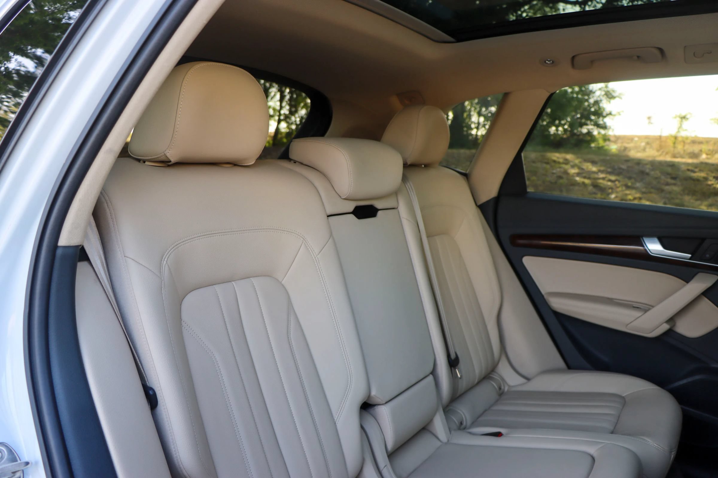 Used 2020 Audi Q5 e Prestige w/ Prestige Package AWD/4WD image 19