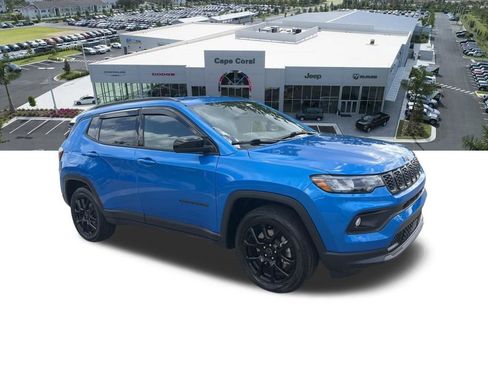 Certified 2026 Jeep Compass Latitude AWD/4WD image 17