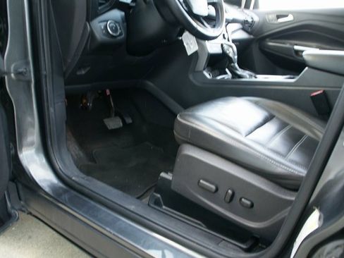 Used 2018 Ford Escape SEL image 14