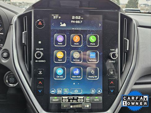 Certified 2024 Subaru Crosstrek 2.5i Limited w/ Crosstrek Mirror Package image 15