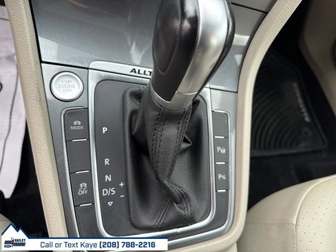 Used 2017 Volkswagen Golf Alltrack image 26